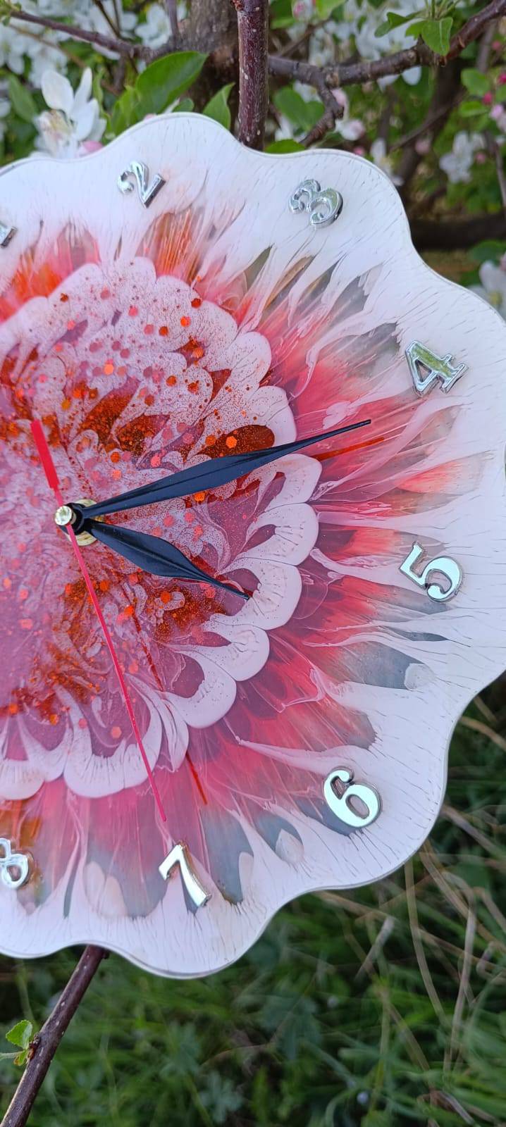 Nástěnné hodiny „Ohnivý květ“