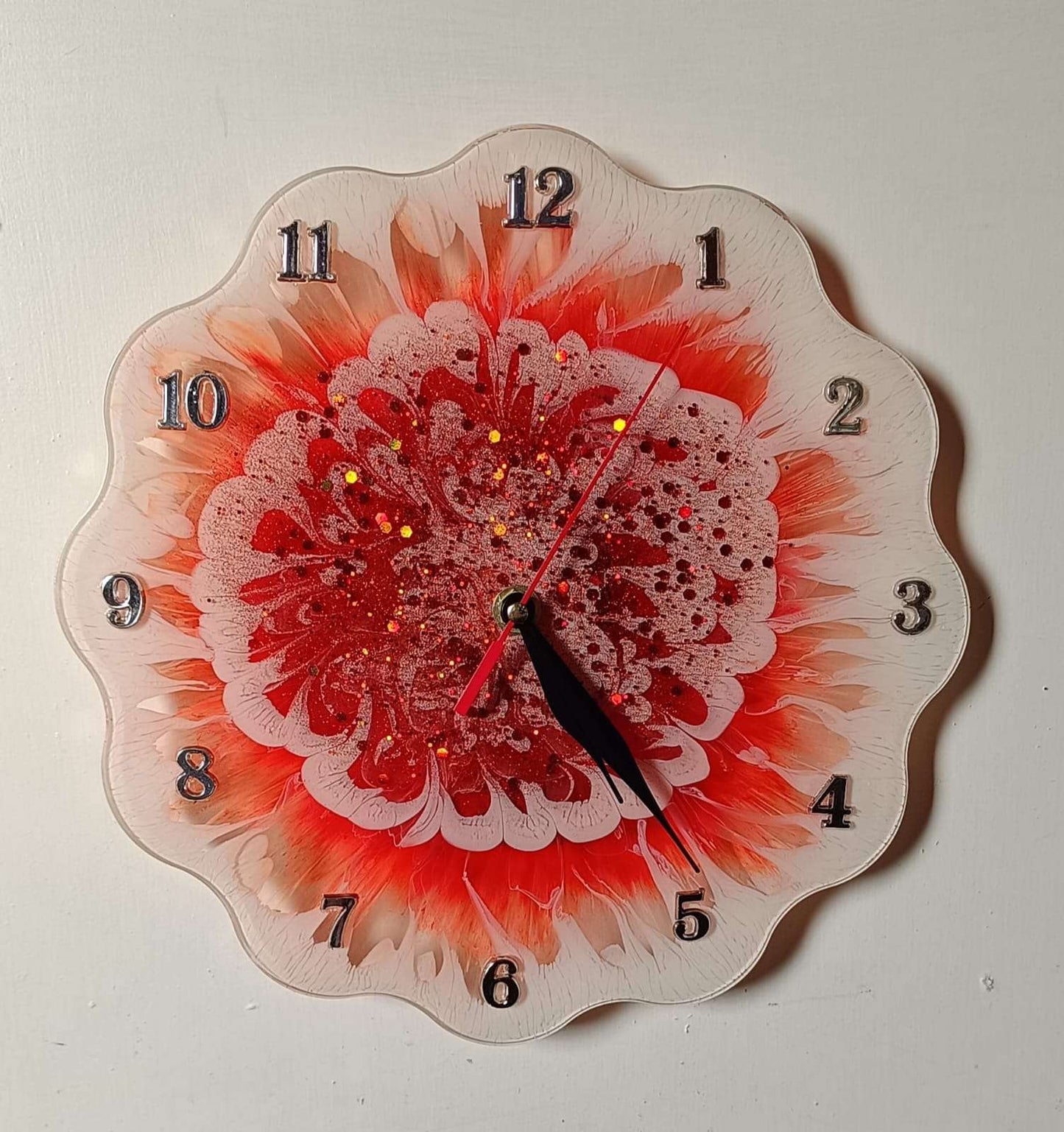 Nástěnné hodiny „Ohnivý květ“